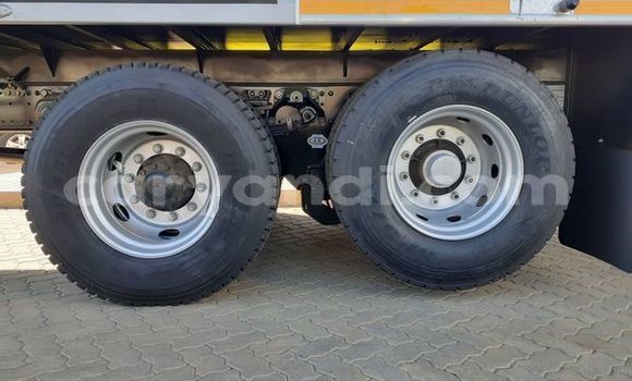 Buy Used Hino 300 Series White Truck in Lusaka in Zambia Buy Used Hino 300 Series White Truck in Lusaka in Zambia