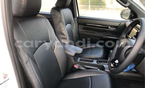 Buy Import Toyota Hilux White Car in Livingstone in Zambia Buy Import Toyota Hilux White Car in Livingstone in Zambia