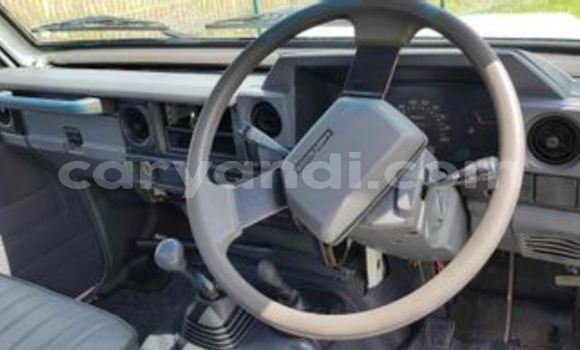 Buy Used Toyota Land Cruiser White Car in Livingstone in Zambia Buy Used Toyota Land Cruiser White Car in Livingstone in Zambia