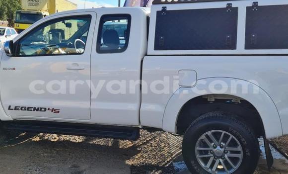 Buy Used Toyota Hilux White Car in Isoka in Northern Buy Used Toyota Hilux White Car in Isoka in Northern