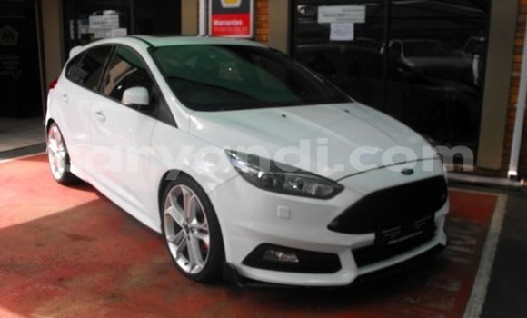 Buy Used Ford Focus ST White Car in Chingola in Zambia