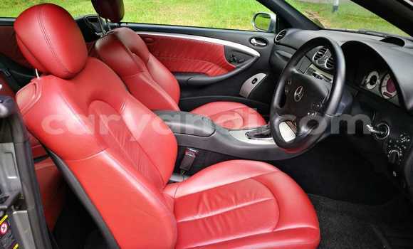 Tenga Tsaru Mercedes‒Benz CLK-klasse Sirivha Mota in Lusaka in Zambia Tenga Tsaru Mercedes‒Benz CLK-klasse Sirivha Mota in Lusaka in Zambia