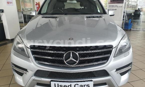 Tenga Tsaru Mercedes‒Benz ML–Class Chena Mota in Lusaka in Zambia