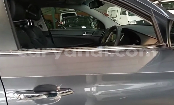 Buy Used Hyundai Tucson Blue Car in Chingola in Zambia Buy Used Hyundai Tucson Blue Car in Chingola in Zambia