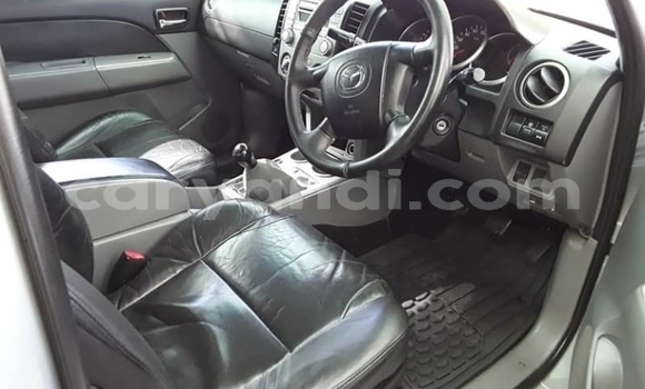 Acheter Occasion Voiture Mazda BT-50 Gris à Chipata, Zambie Acheter Occasion Voiture Mazda BT-50 Gris à Chipata, Zambie