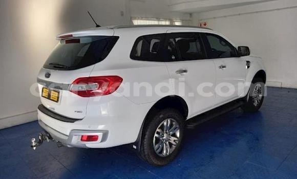 Buy Used Ford Everest White Car in Lusaka in Zambia Buy Used Ford Everest White Car in Lusaka in Zambia