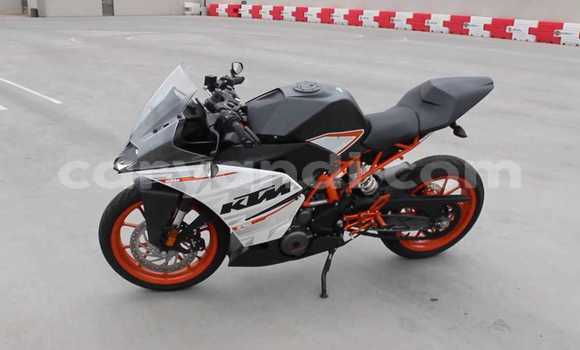 Acheter Occasion Moto KTM RC Beige à Lusaka, Zambie Acheter Occasion Moto KTM RC Beige à Lusaka, Zambie