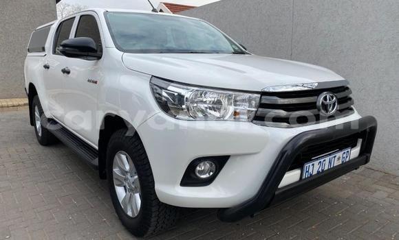 Buy Used Toyota Hilux White Car in Lusaka in Zambia Buy Used Toyota Hilux White Car in Lusaka in Zambia