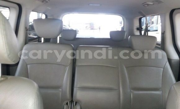 Acheter Occasion Voiture Hyundai H1 Blanc à Kitwe, Zambie Acheter Occasion Voiture Hyundai H1 Blanc à Kitwe, Zambie