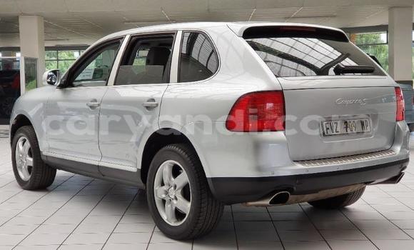 Buy Used Porsche Cayenne Silver Car in Lusaka in Zambia Buy Used Porsche Cayenne Silver Car in Lusaka in Zambia