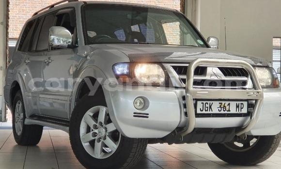 Acheter Occasion Voiture Mitsubishi Pajero Gris à Lusaka, Zambie Acheter Occasion Voiture Mitsubishi Pajero Gris à Lusaka, Zambie