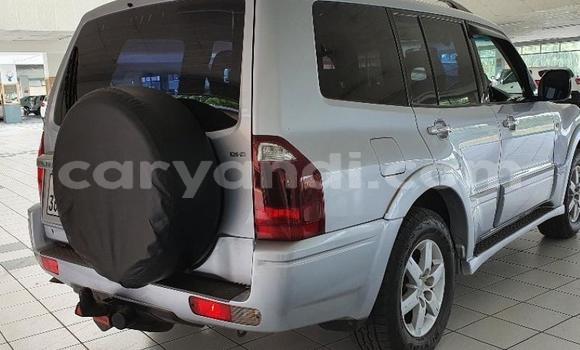 Acheter Occasion Voiture Mitsubishi Pajero Gris à Lusaka, Zambie Acheter Occasion Voiture Mitsubishi Pajero Gris à Lusaka, Zambie