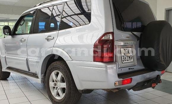 Acheter Occasion Voiture Mitsubishi Pajero Gris à Lusaka, Zambie Acheter Occasion Voiture Mitsubishi Pajero Gris à Lusaka, Zambie
