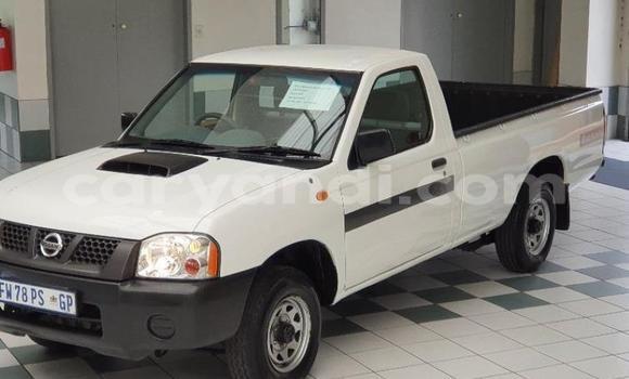 Acheter Occasion Voiture Nissan NP 300 Blanc à Lusaka, Zambie Acheter Occasion Voiture Nissan NP 300 Blanc à Lusaka, Zambie