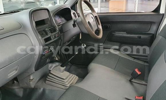 Acheter Occasion Voiture Nissan NP 300 Blanc à Lusaka, Zambie Acheter Occasion Voiture Nissan NP 300 Blanc à Lusaka, Zambie