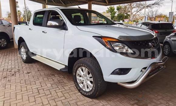 Buy Used Mazda BT-50 White Car in Livingstone in Zambia Buy Used Mazda BT-50 White Car in Livingstone in Zambia