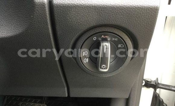 Buy Used Volkswagen Amarok White Car in Livingstone in Zambia Buy Used Volkswagen Amarok White Car in Livingstone in Zambia