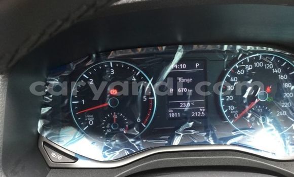 Buy Used Volkswagen Amarok White Car in Livingstone in Zambia Buy Used Volkswagen Amarok White Car in Livingstone in Zambia