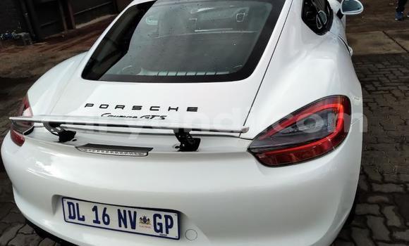 Acheter Occasion Voiture Porsche Cayman Blanc à Zambèze, Nord-Ouest Acheter Occasion Voiture Porsche Cayman Blanc à Zambèze, Nord-Ouest