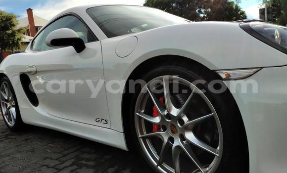 Acheter Occasion Voiture Porsche Cayman Blanc à Zambèze, Nord-Ouest Acheter Occasion Voiture Porsche Cayman Blanc à Zambèze, Nord-Ouest