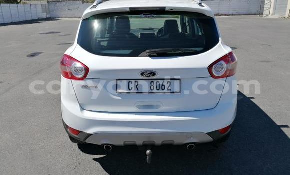 Acheter Occasion Voiture Ford Kuga Blanc à Lusaka, Zambie Acheter Occasion Voiture Ford Kuga Blanc à Lusaka, Zambie