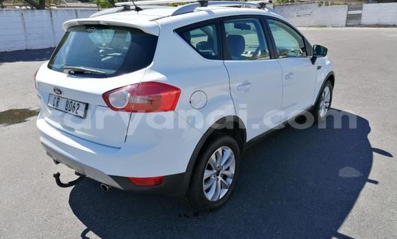 Acheter Occasion Voiture Ford Kuga Blanc à Lusaka, Zambie Acheter Occasion Voiture Ford Kuga Blanc à Lusaka, Zambie