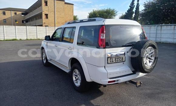 Acheter Occasion Voiture Ford Everest Blanc à Lusaka, Zambie Acheter Occasion Voiture Ford Everest Blanc à Lusaka, Zambie