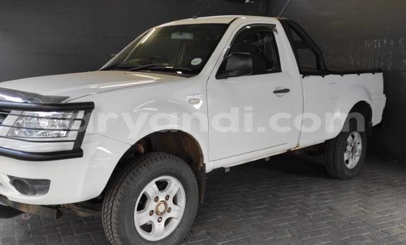 Acheter Occasion Voiture Tata Xenon Blanc à Lusaka, Zambie Acheter Occasion Voiture Tata Xenon Blanc à Lusaka, Zambie