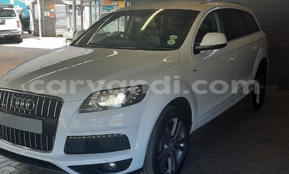 Buy Used Audi Q7 White Car in Lusaka in Zambia
