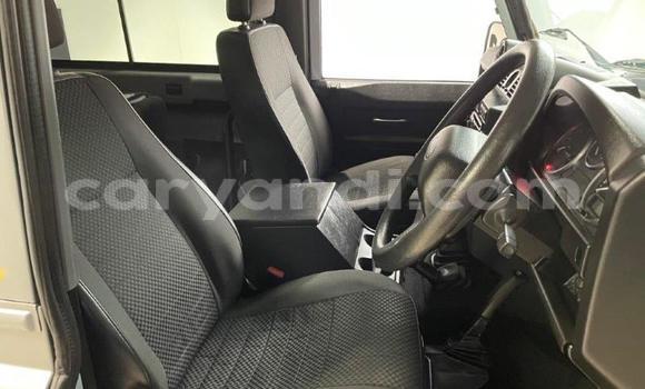 Buy Used Land Rover Defender Silver Car in Lusaka in Zambia Buy Used Land Rover Defender Silver Car in Lusaka in Zambia