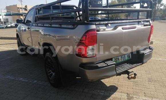 Buy Used Toyota Hilux Black Car in Kalulushi in Copperbelt Buy Used Toyota Hilux Black Car in Kalulushi in Copperbelt