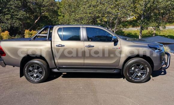 Buy Used Toyota Hilux Silver Car in Chingola in Zambia Buy Used Toyota Hilux Silver Car in Chingola in Zambia