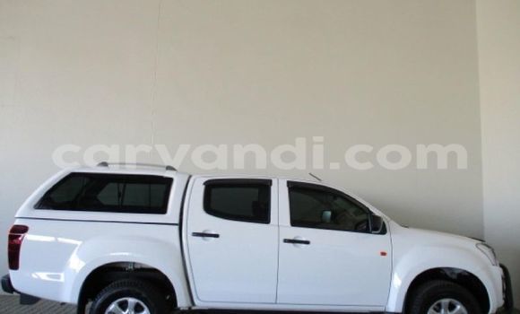 Buy Used Isuzu D–MAX White Car in Livingstone in Zambia Buy Used Isuzu D–MAX White Car in Livingstone in Zambia