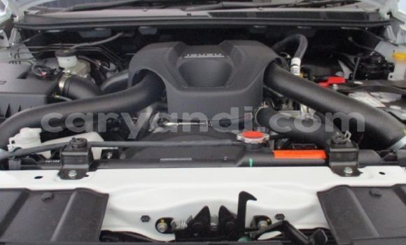 Buy Used Isuzu D–MAX White Car in Livingstone in Zambia Buy Used Isuzu D–MAX White Car in Livingstone in Zambia