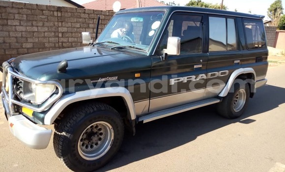 Acheter Import Voiture Toyota Land Cruiser Prado Noir à Lusaka, Zambie Acheter Import Voiture Toyota Land Cruiser Prado Noir à Lusaka, Zambie