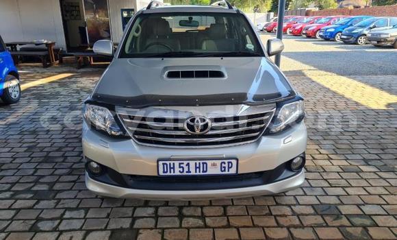 Buy Used Toyota Fortuner Brown Car in Livingstone in Zambia Buy Used Toyota Fortuner Brown Car in Livingstone in Zambia