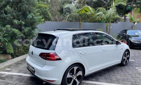 Acheter Occasion Voiture Volkswagen Golf GTI Blanc à Livingstone, Zambie Acheter Occasion Voiture Volkswagen Golf GTI Blanc à Livingstone, Zambie