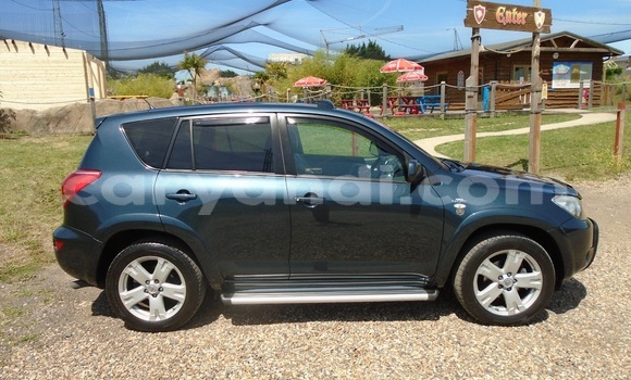 Acheter Occasion Voiture Toyota RAV4 Noir à Lusaka, Zambie Acheter Occasion Voiture Toyota RAV4 Noir à Lusaka, Zambie