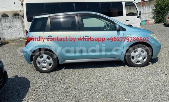 Acheter Occasion Voiture Toyota IST Bleu à Lusaka, Zambie Acheter Occasion Voiture Toyota IST Bleu à Lusaka, Zambie