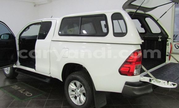 Buy Used Toyota Hilux White Car in Livingstone in Zambia Buy Used Toyota Hilux White Car in Livingstone in Zambia