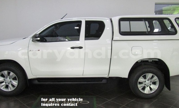 Buy Used Toyota Hilux White Car in Livingstone in Zambia Buy Used Toyota Hilux White Car in Livingstone in Zambia