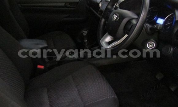 Buy Used Toyota Hilux White Car in Livingstone in Zambia Buy Used Toyota Hilux White Car in Livingstone in Zambia