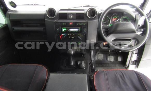 Acheter Occasion Voiture Land Rover Defender Noir à Chipata, Zambie Acheter Occasion Voiture Land Rover Defender Noir à Chipata, Zambie