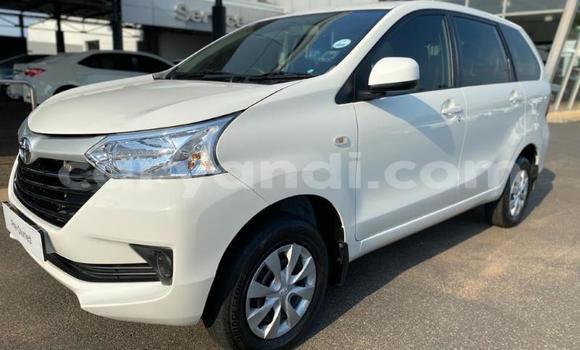 Buy Used Toyota Avanza White Car in Kalomo in Southern Buy Used Toyota Avanza White Car in Kalomo in Southern