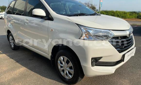 Buy Used Toyota Avanza White Car in Kalomo in Southern Buy Used Toyota Avanza White Car in Kalomo in Southern