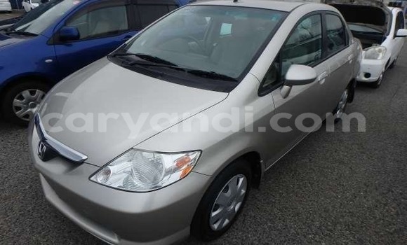 Acheter Import Voiture Honda Fit Aria Beige à Lusaka, Zambie Acheter Import Voiture Honda Fit Aria Beige à Lusaka, Zambie