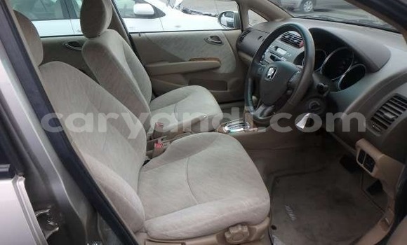 Acheter Import Voiture Honda Fit Aria Beige à Lusaka, Zambie Acheter Import Voiture Honda Fit Aria Beige à Lusaka, Zambie
