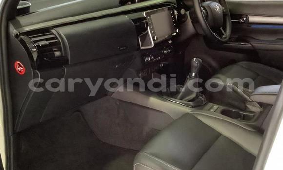 Buy Used Toyota Hilux White Car in Katete in Eastern Buy Used Toyota Hilux White Car in Katete in Eastern
