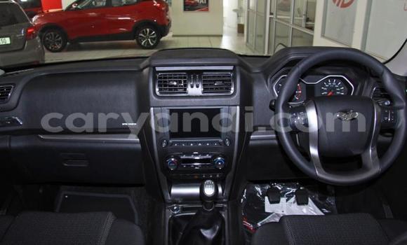 Buy Used Mahindra Armada White Car in Ndola in Zambia Buy Used Mahindra Armada White Car in Ndola in Zambia