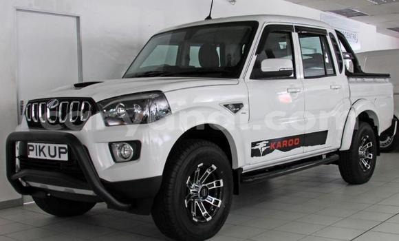 Buy Used Mahindra Armada White Car in Ndola in Zambia Buy Used Mahindra Armada White Car in Ndola in Zambia